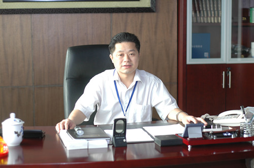 总经理 费东平_副本2.jpg