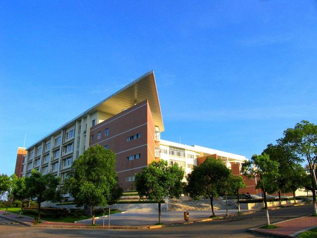 湘潭市攜手湘潭大學打造“城市矽谷”成全國“校地共建”標杆!